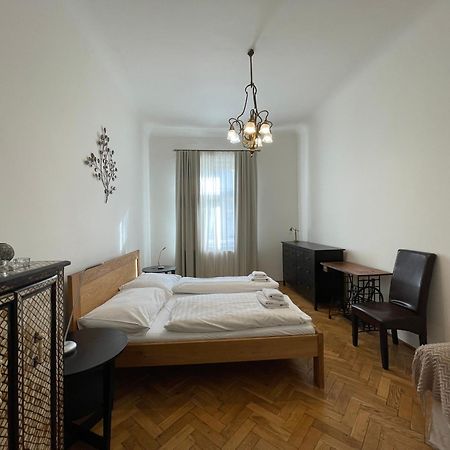 Charles Bridge Premium Residence Praga Esterno foto