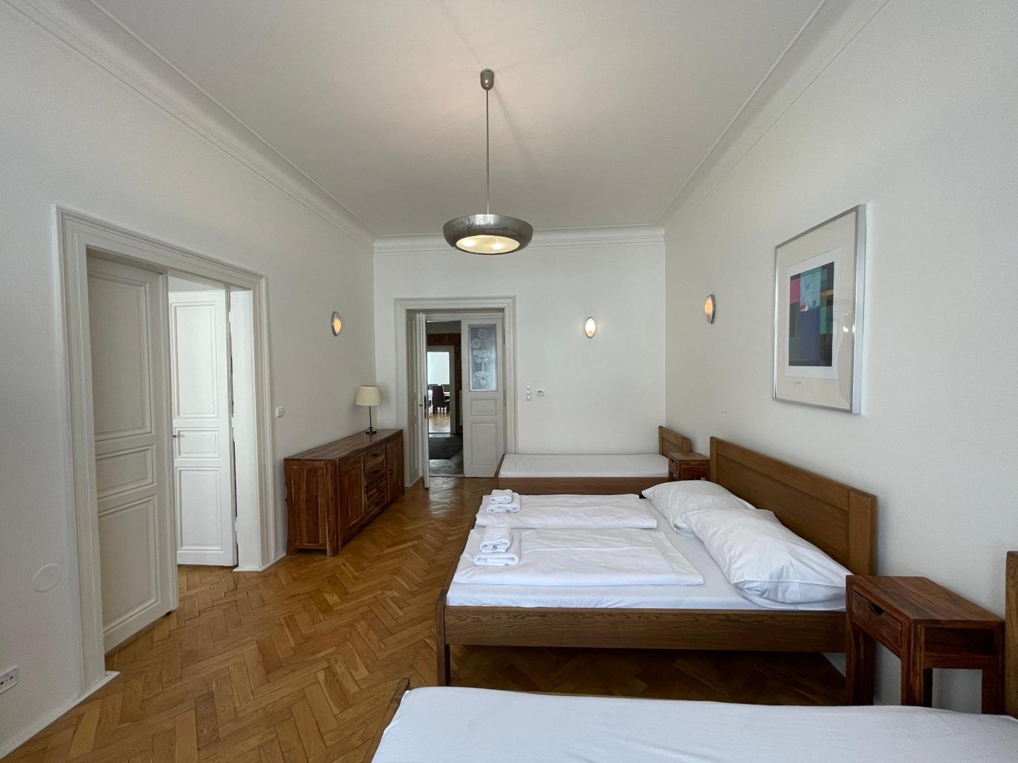 Charles Bridge Premium Residence Praga Esterno foto