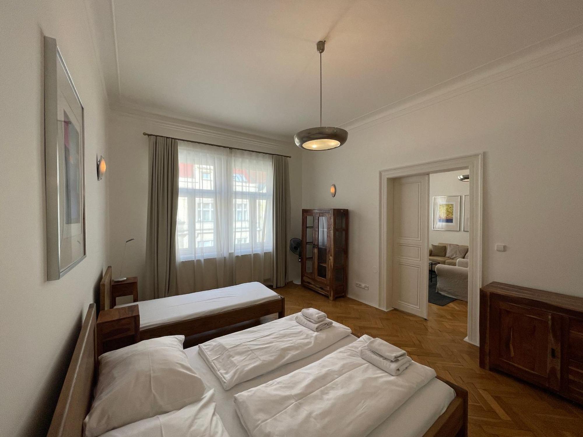 Charles Bridge Premium Residence Praga Esterno foto